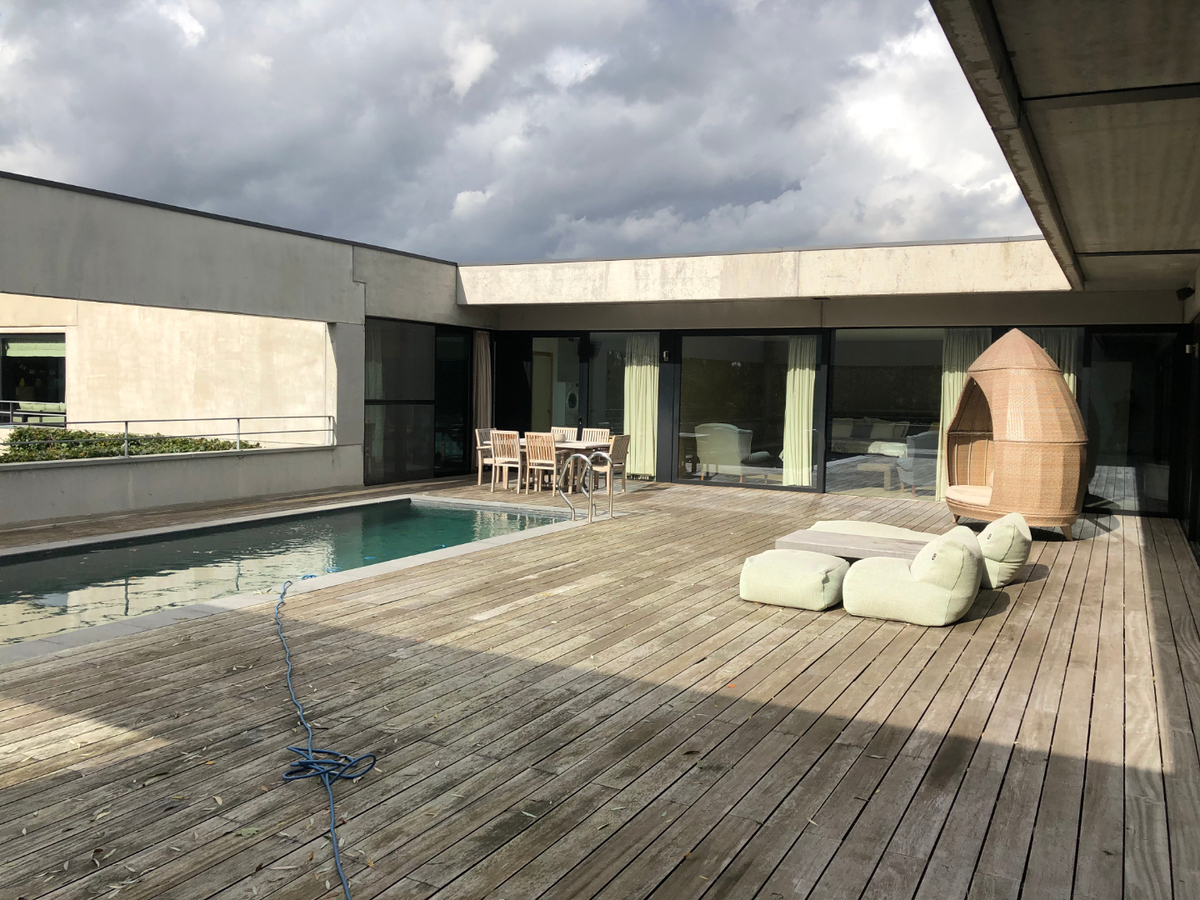 Luxueus appartement met 4 slaapkamers te Asper 