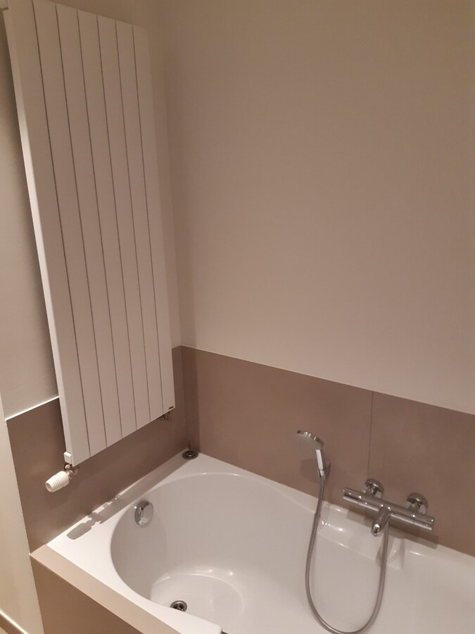 Exceptioneel appartement in hartje Dikkelvenne. 
