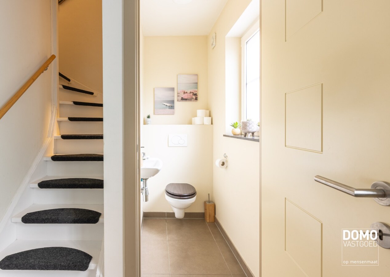 Landelijk wonen in stijl: instapklare pastorijwoning met prachtige tuin in Thiewinkel 