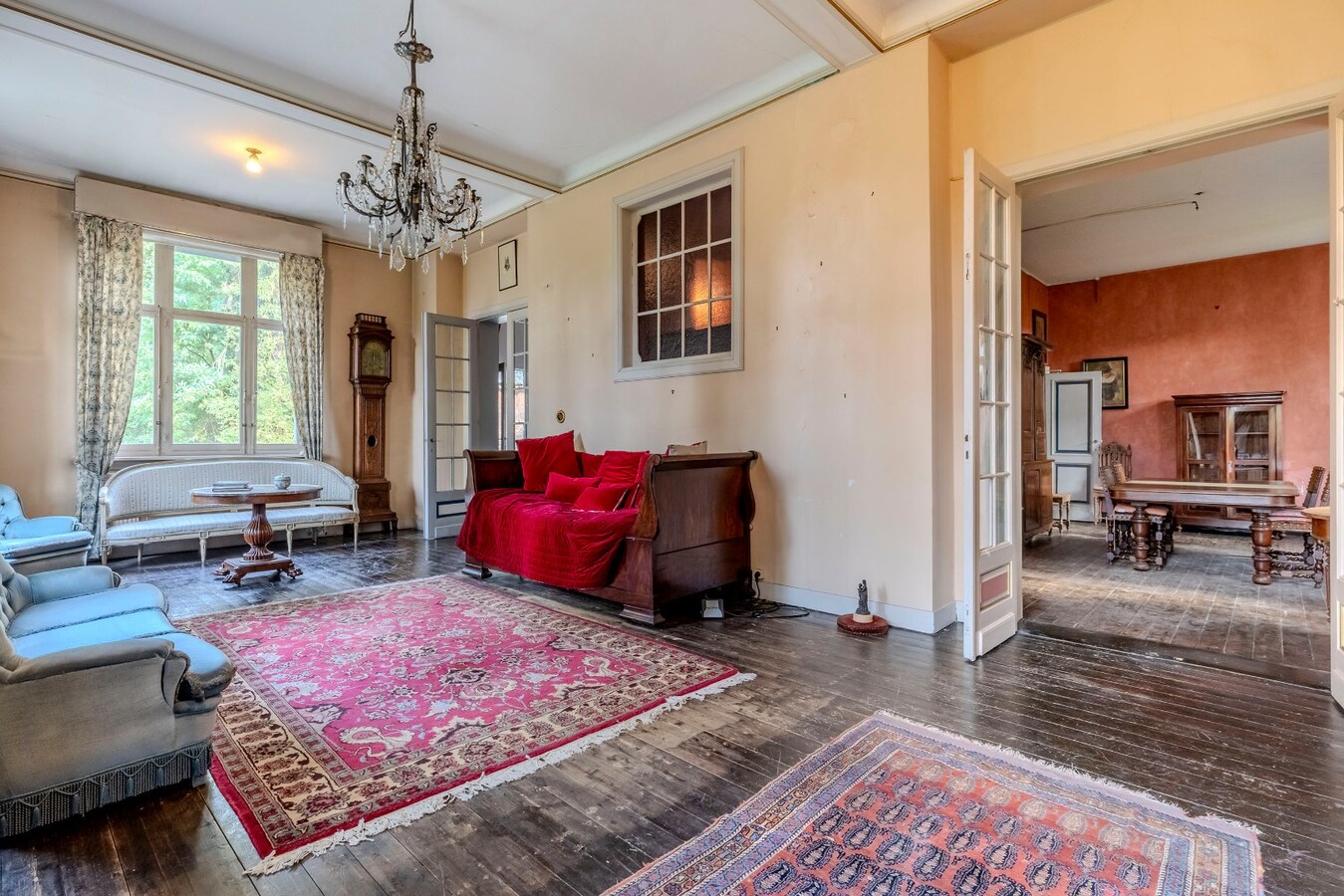 Charmant landhuis in een parkdomein van 7065m² 