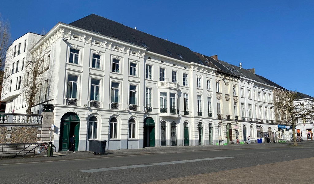 Casco winkelruimte te koop op Sint-Pietersplein in Gent