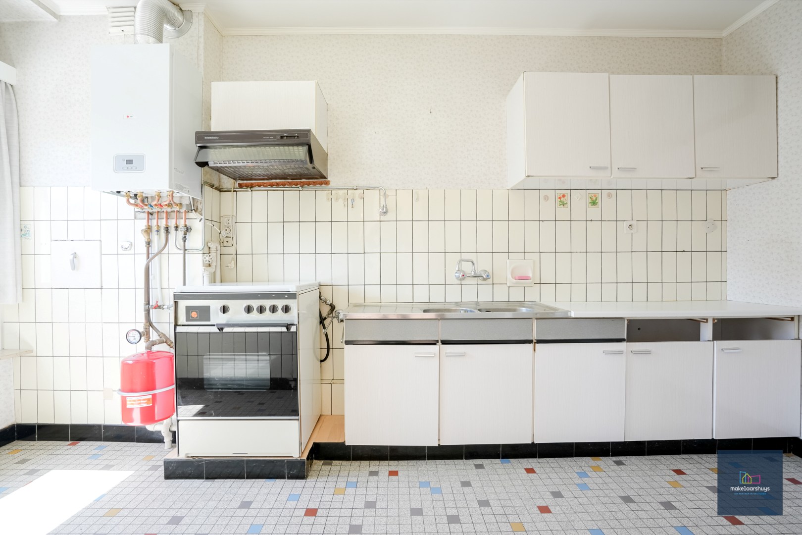 Ruim 3-slp.k.appartement met garage + kelder 
