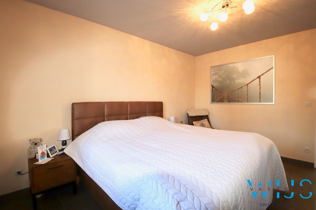 Prachtig woonhuis met 5 slaapkamers &amp; tuin te SLEIDINGE! 