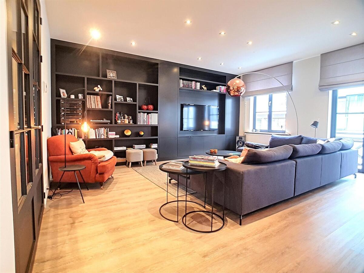 Zeer knappe woning met handelsgelijklvoers en ruime opslagplaatsen/multifunctionele ruimtes - Knokke 