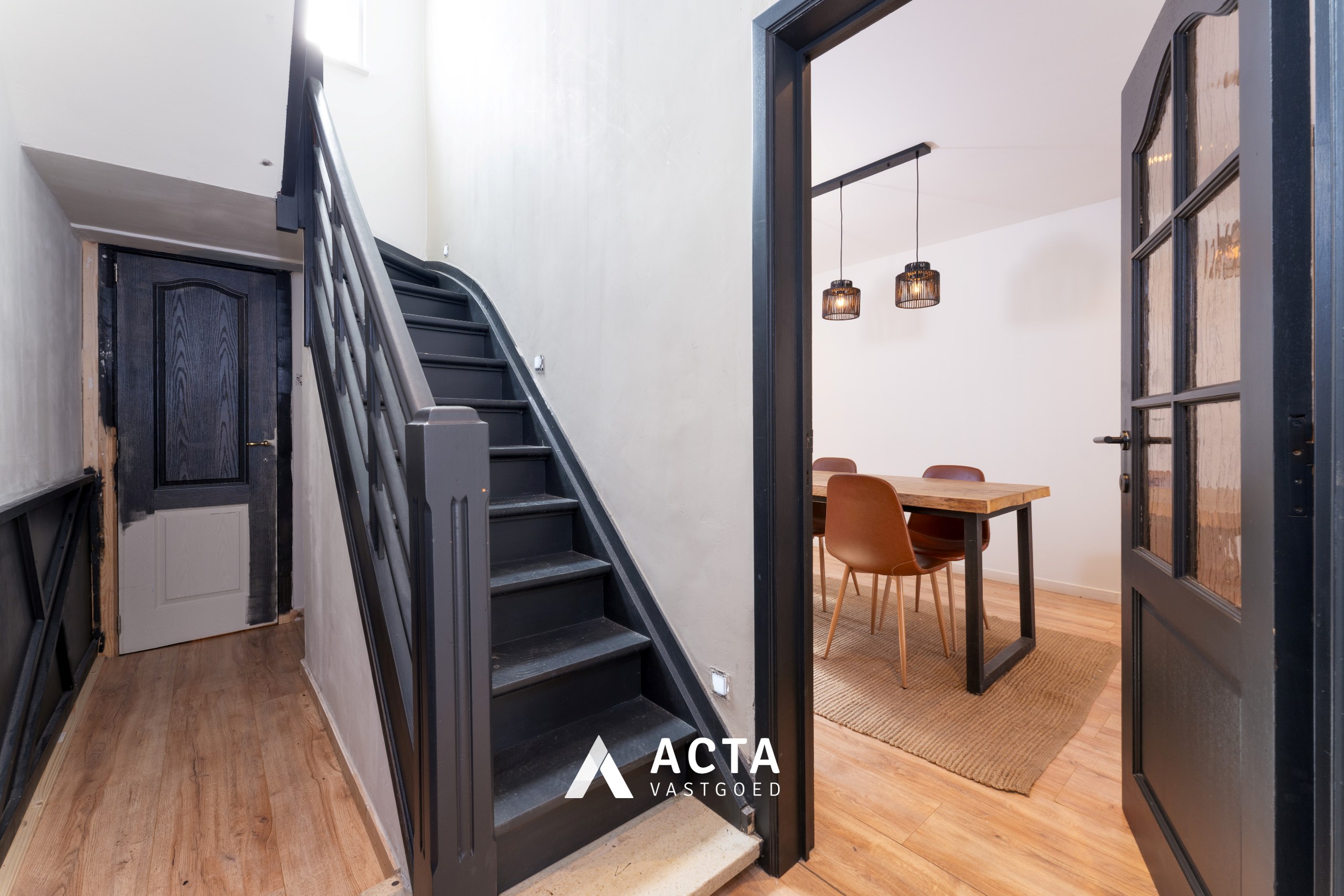 Instapklare woning met 2 slaapkamers te Stene 