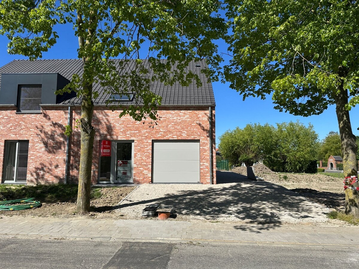 Instapklare nieuwbouwwoning in Poelkapelle! 