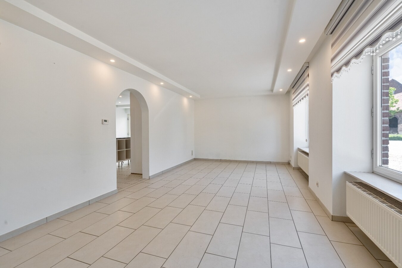 Verrassend ruim triplexappartement - B-label - 4 slpk  en aagename buitenbeleving. 