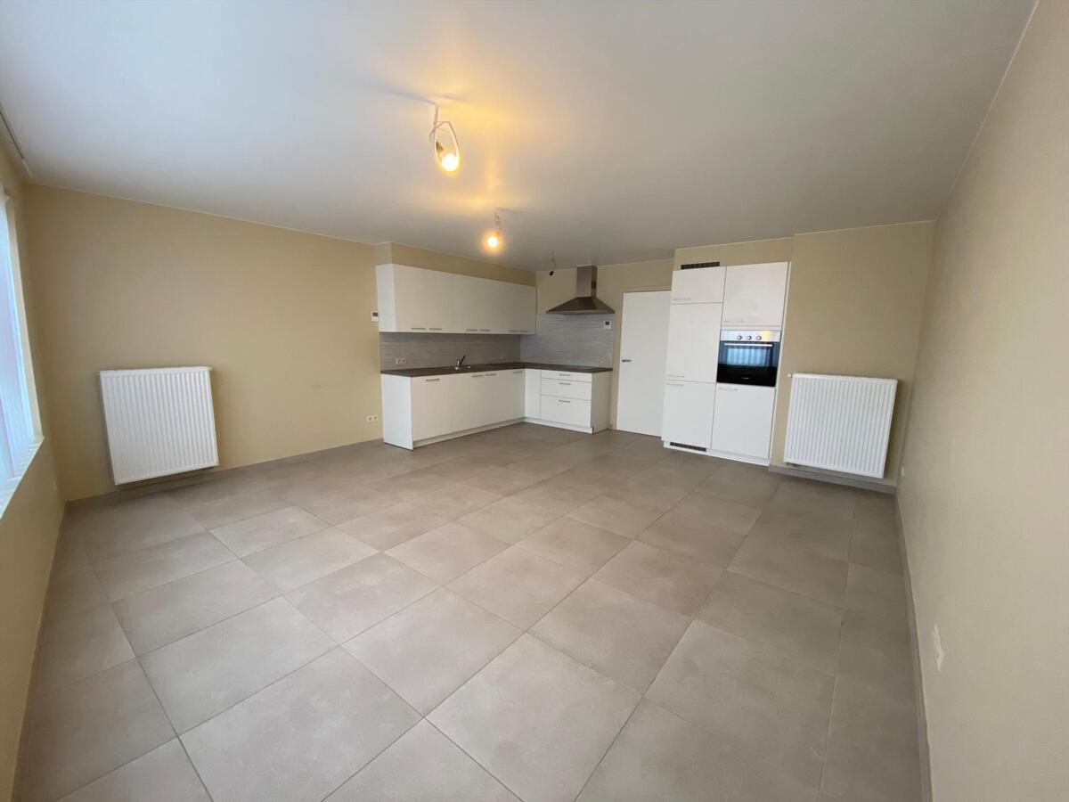 Appartement op de tweede verdieping met 2 slaapkamers en terras 