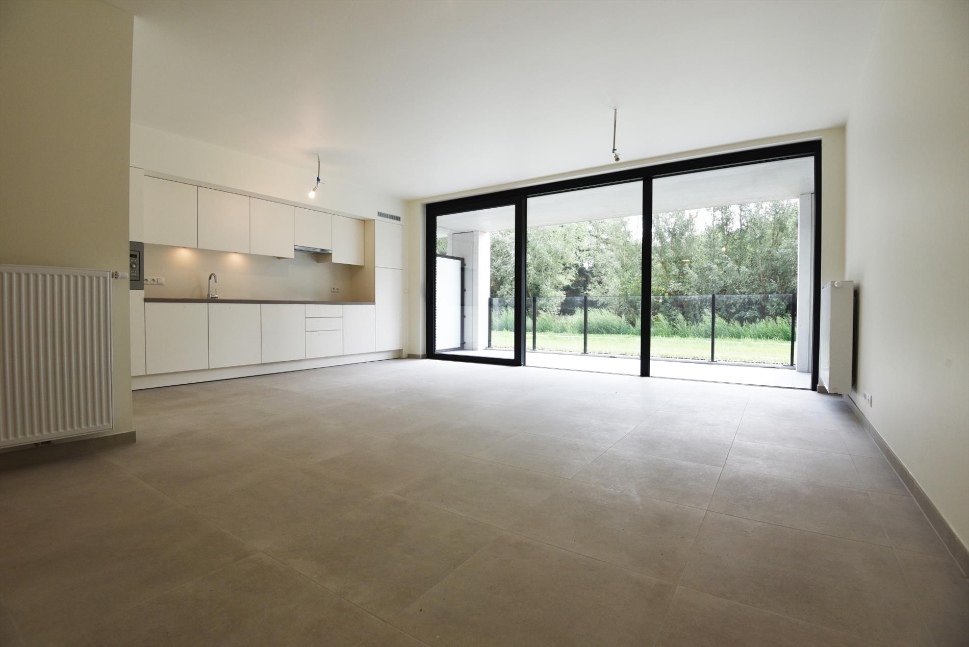 NIEUWBOUW gelijkvloers app. 1 slk, terras en autostaanplaats in 'Hof ter Ede' nabij Maldegem centrum 