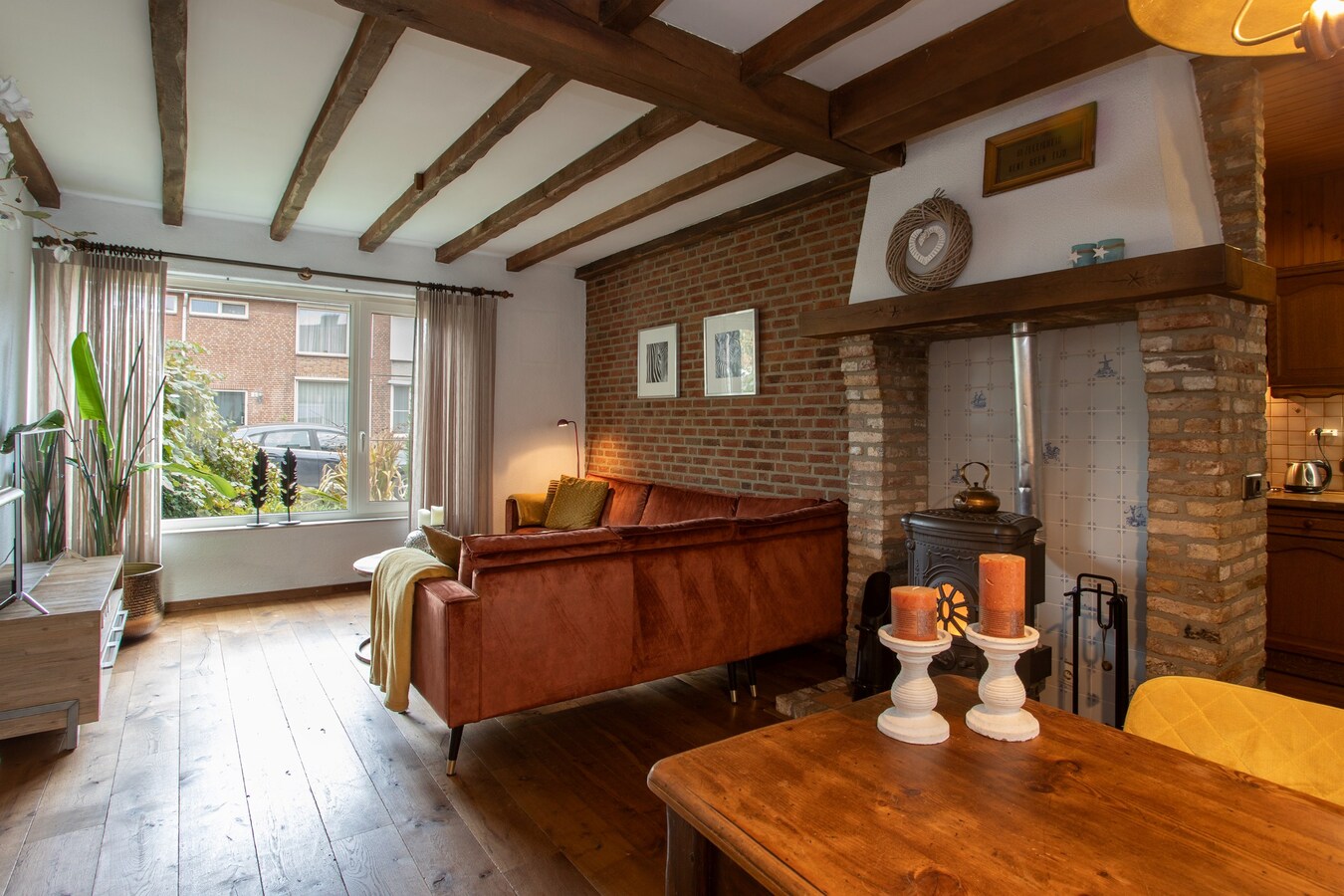 Op zoek naar een sfeervolle woning met ruimte, comfort én mogelijkheden? 