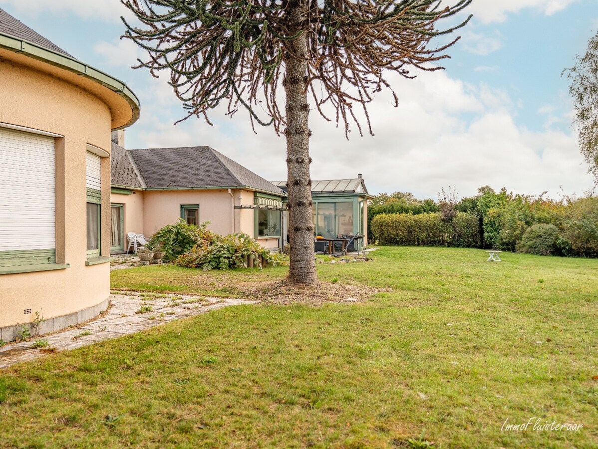 Goed gelegen ruime villa met weiland 