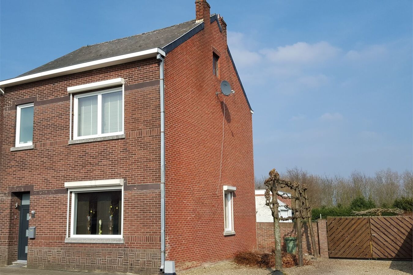 Stijlvol gerenoveerde woning op 917 m² 