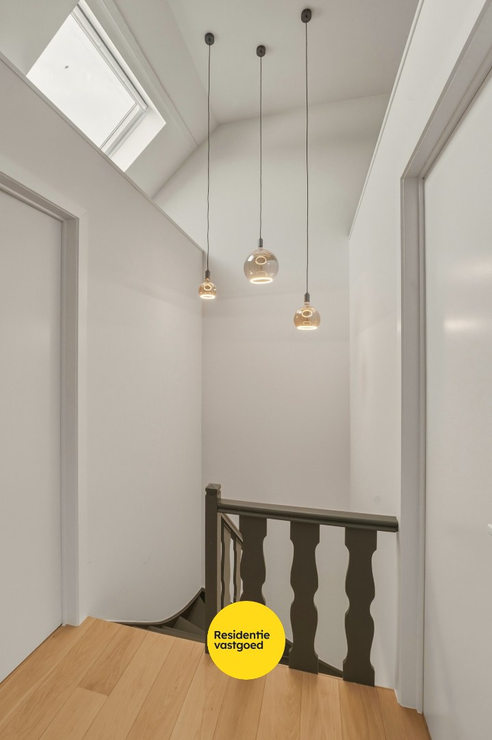 Instapklare, energiezuinige woning met 4 slpk in Mariakerke 