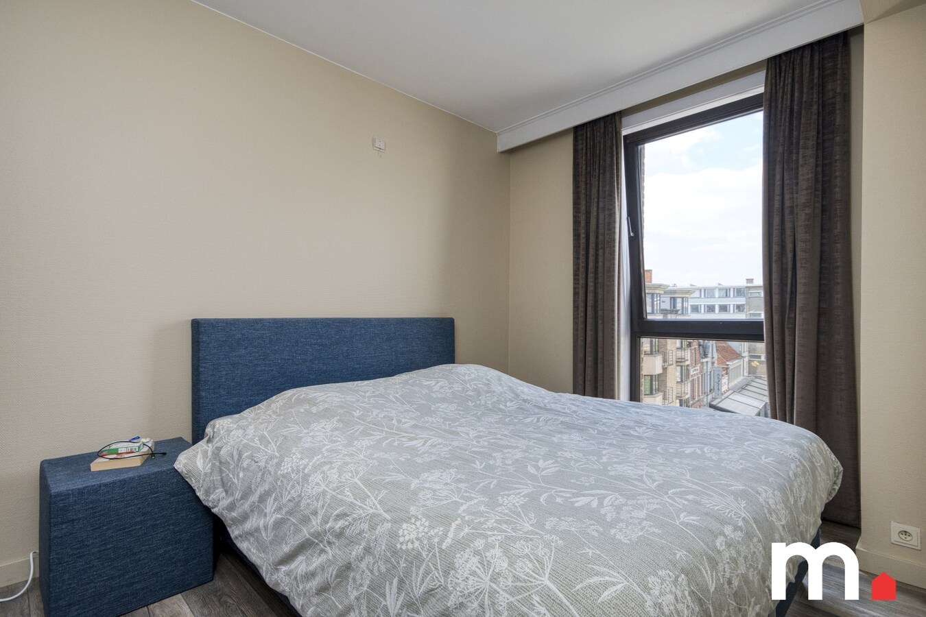 Lichtrijk instapklaar appartement  te Roeselare! INVESTERINGSOPPORTUNITEIT ! 