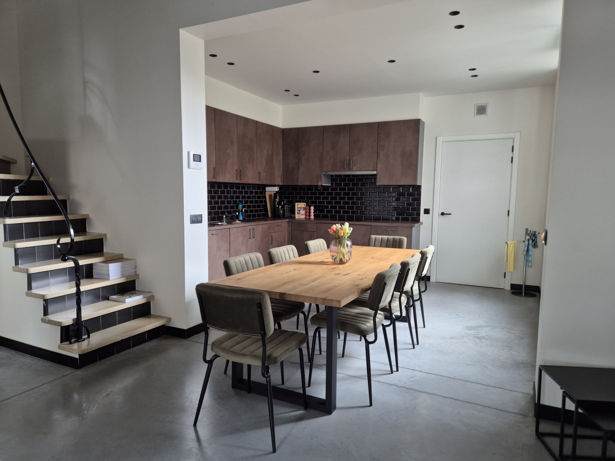 Appartement (loft stijl) in het centrum met 2 slaapkamers en terras 