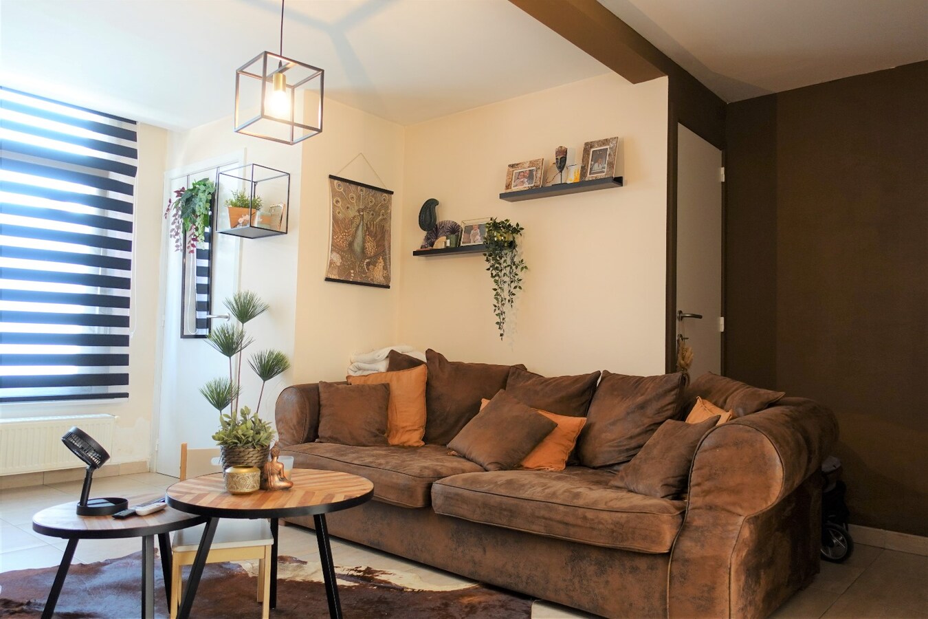 Gerenoveerde (deels) rijwoning met 2 slaapkamers 