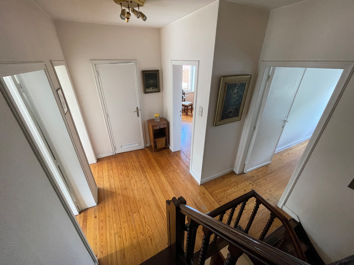 Halfopen ruime gezinswoning op 407m² 