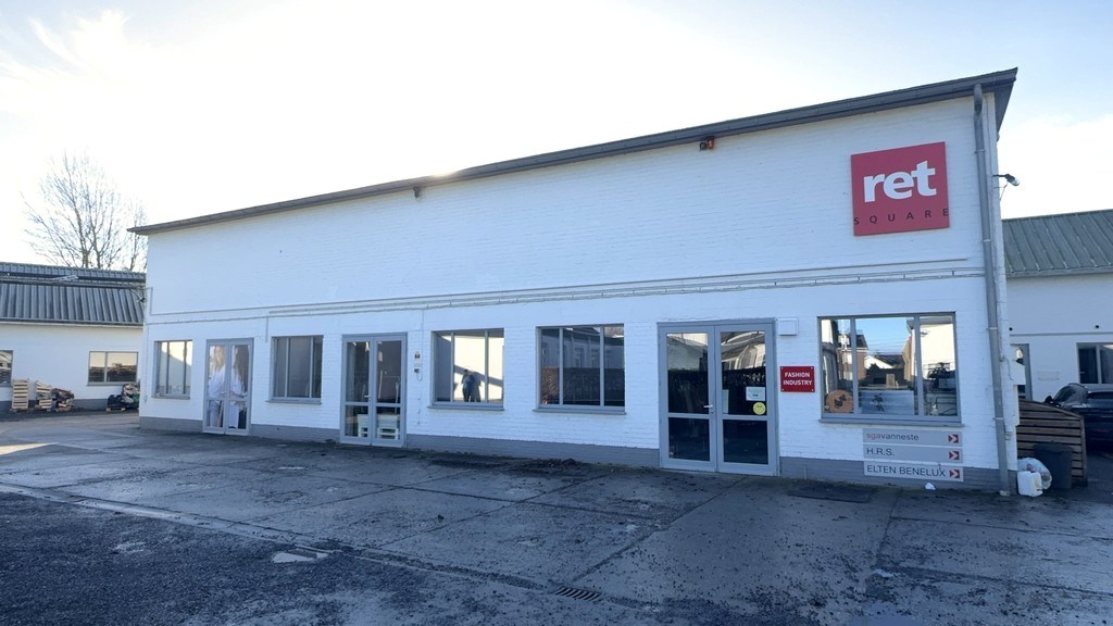 Multifunctionele ruimtes te huur vlakbij R4 en E40 in Drongen