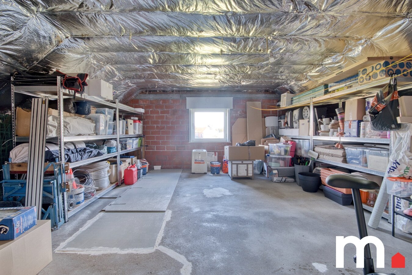 Unieke villa omringd tussen de velden en prachtige verzichten ! 