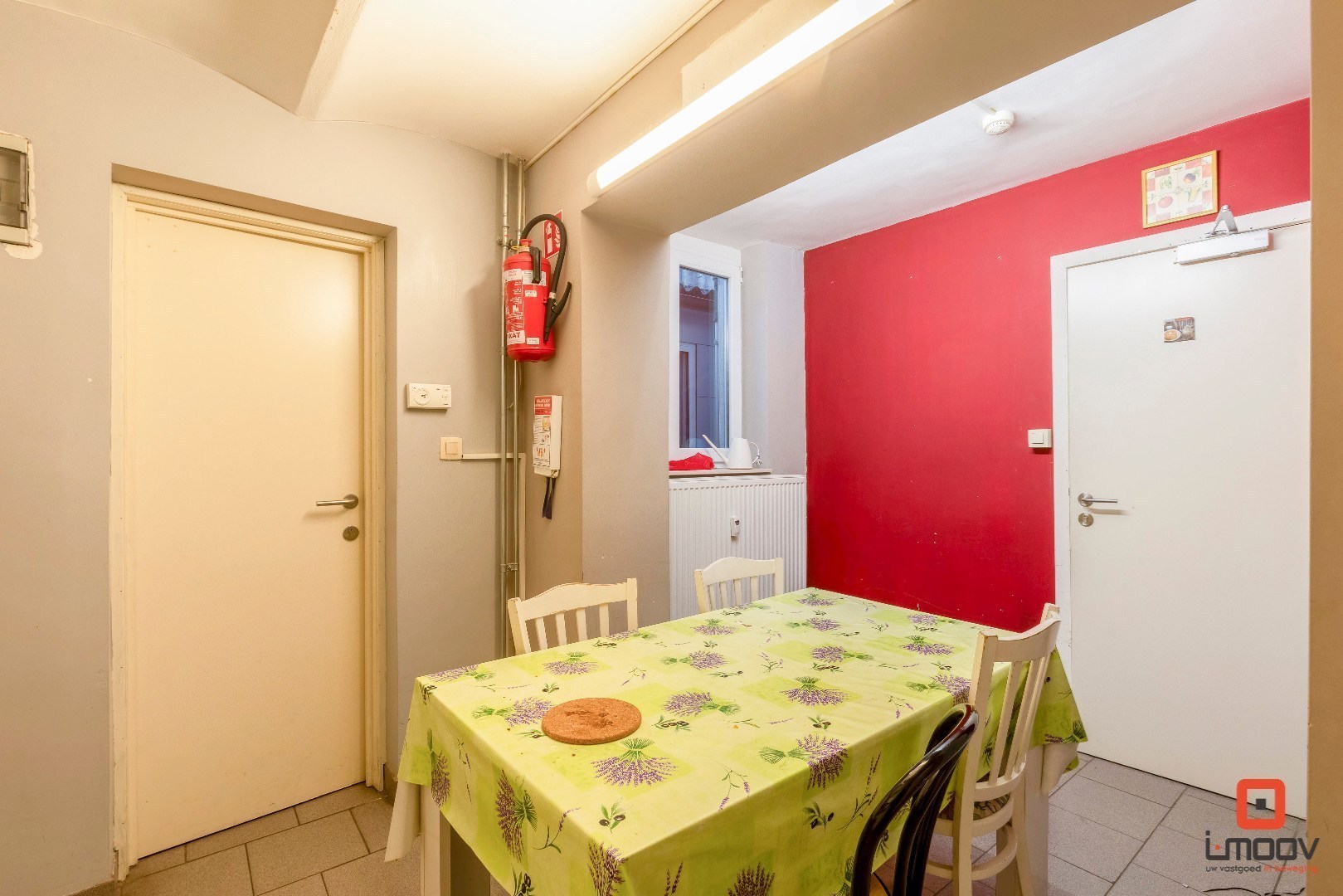 Sterke, vergunde opbrengsteigendom met uitstekend verhuurpotentieel op toplocatie in Gent 