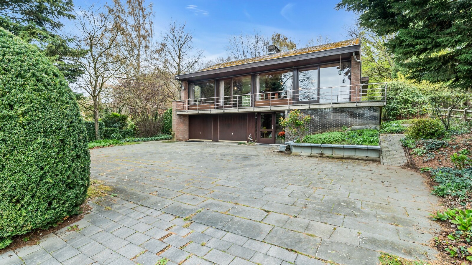 LINDEN - 🌳 villa op +1900 m2 