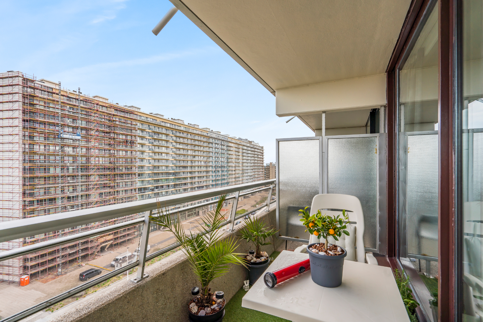 LUXUEUZE VAKANTIESTUDIO MET ZEEZICHT EN TERRAS (VAKANTIEVERHUUR) 