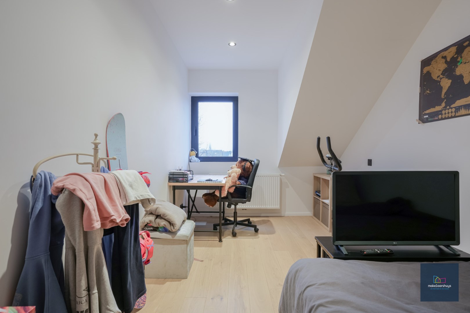 Instapklaar 2 slp. appartement met terras en grote gemeenschappelijke tuin. 