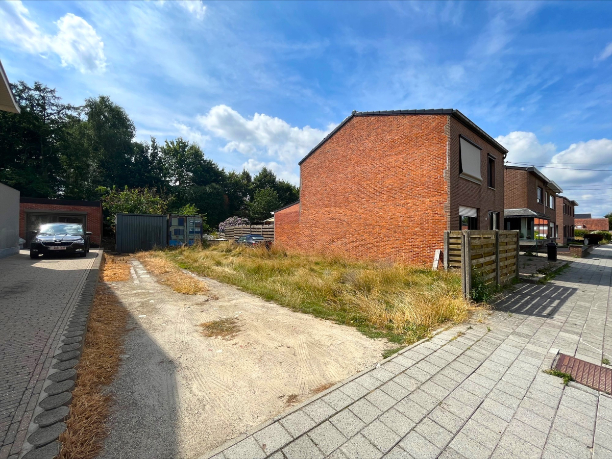 Verkocht grond - Geel