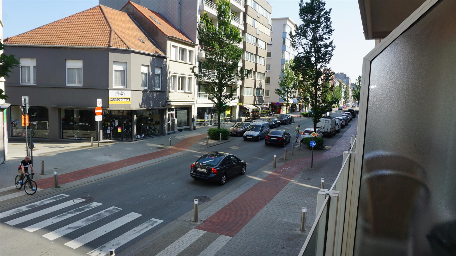 APPARTEMENT MET 1 SLAAPKAMER BIJ PETIT-PARIS 
