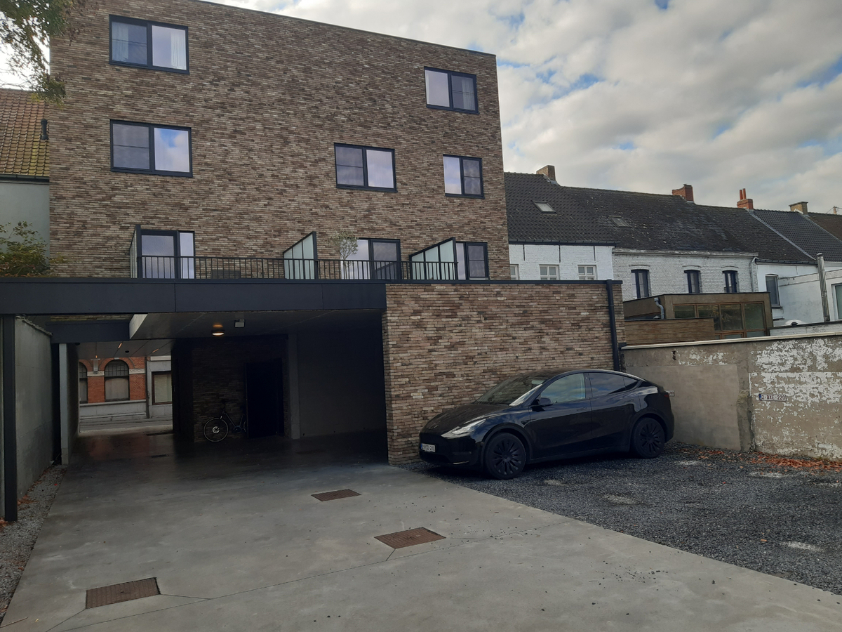 1 slpk-appartement met terras in centrum Gavere. 