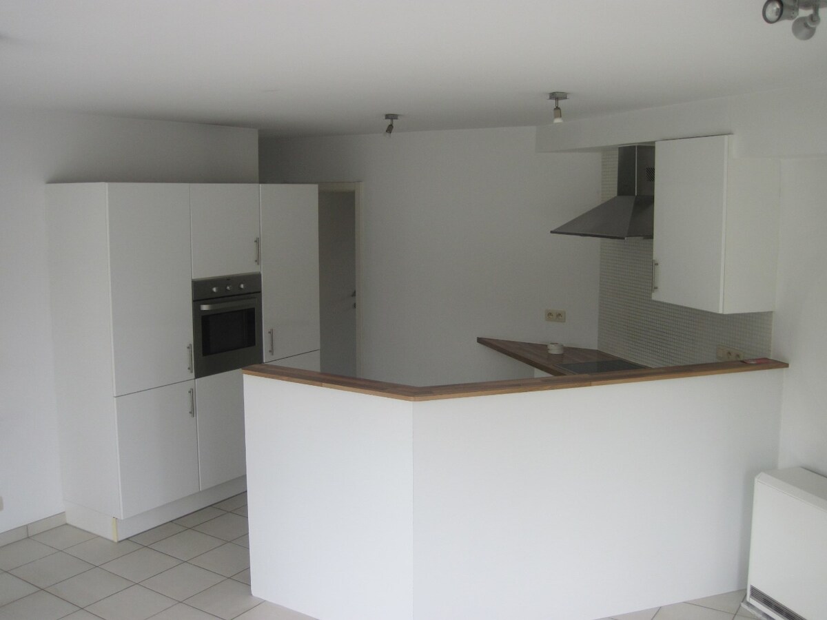 Bijzonder goed gelegen appartement in hartje Gavere - GEEN VASTE KOSTEN ! 