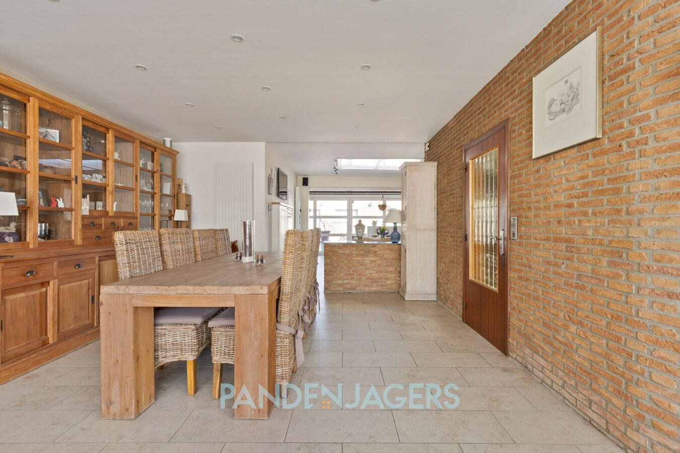 Lichtrijke halfopen bebouwing op toplocatie te Lint 