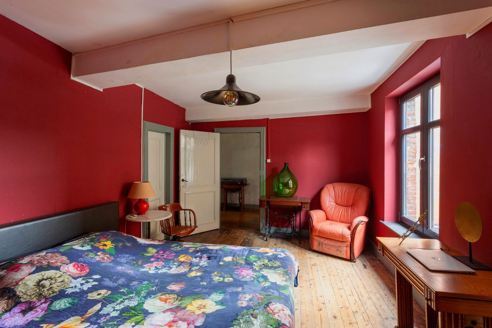 slaapkamer met houten vloer 2