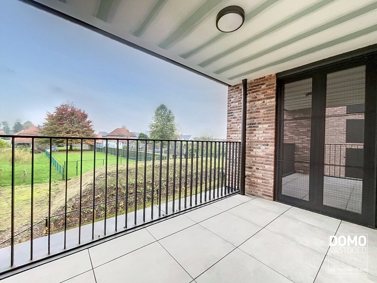 Nieuwbouwappartement met 2 slaapkamers en terras te Kermt 