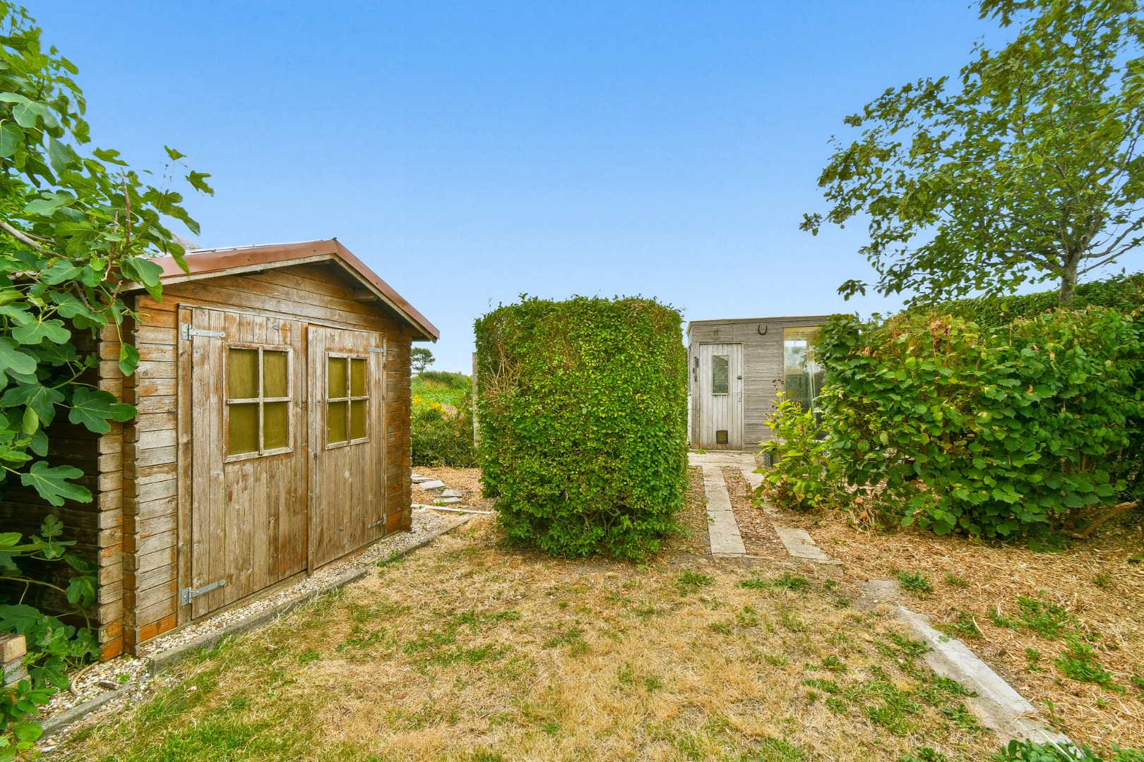prachtige vrijstaande woning op toplocatie langs het kanaal te Leffinge met uniek panoramisch verzicht 