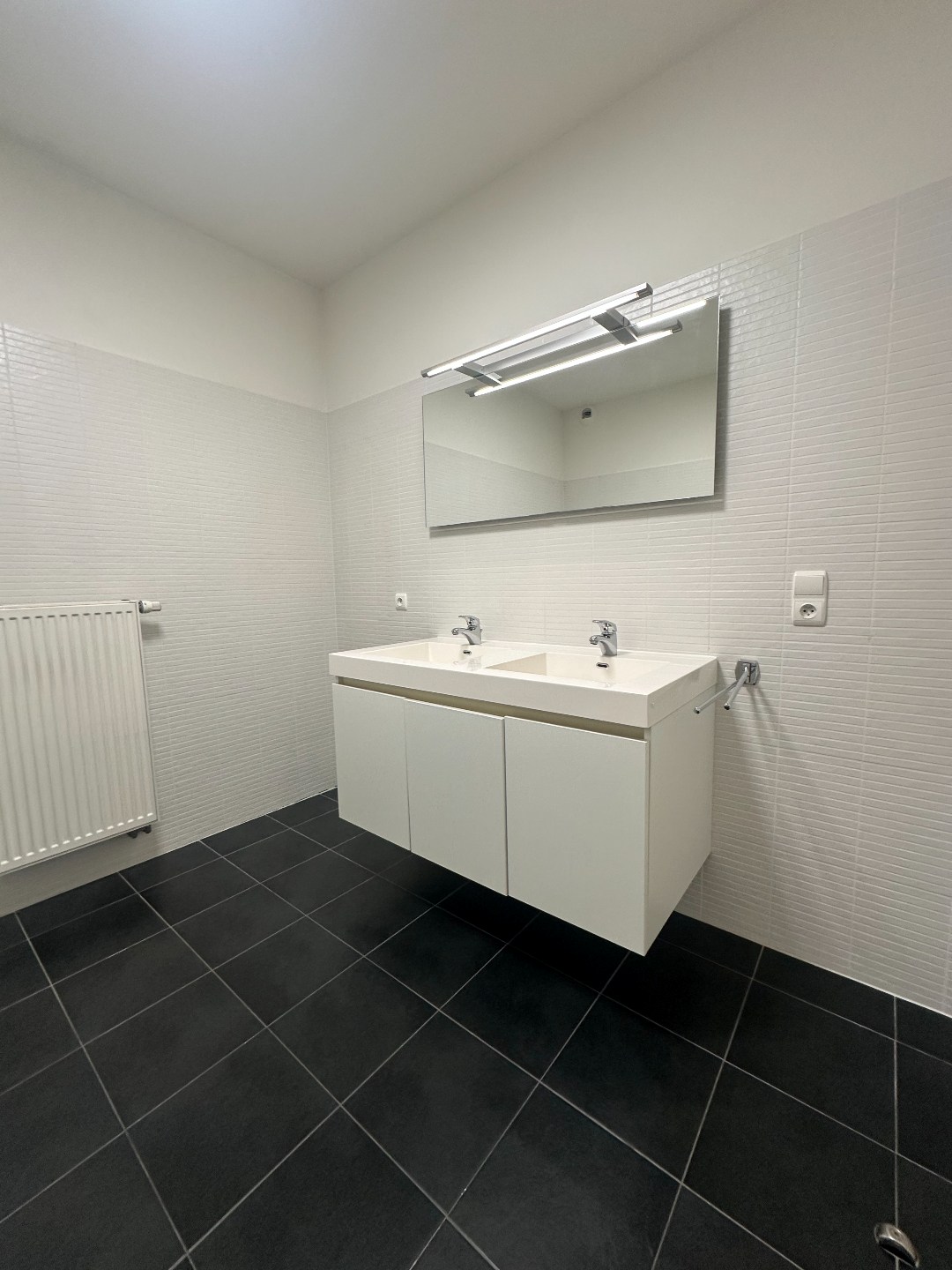 Ruim appartement met staanplaats nabij Sterre! 