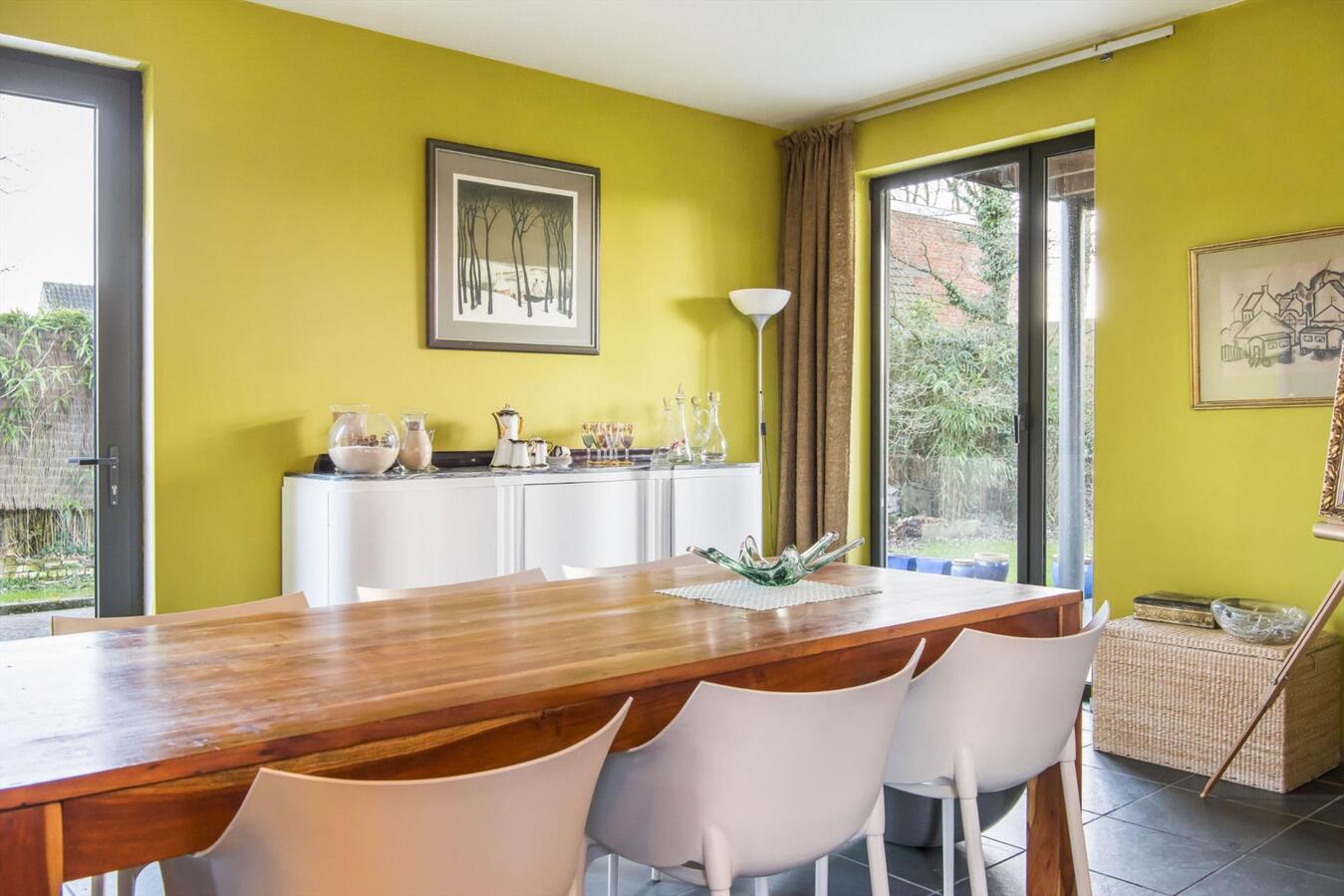 Unieke villa met ruime tuin op toplocatie te Drongen 