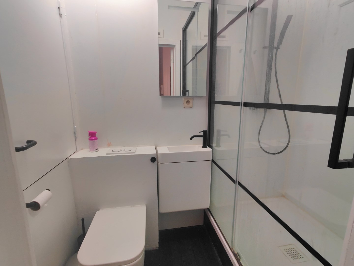 Ruim duplex appartement met terras te Gent 