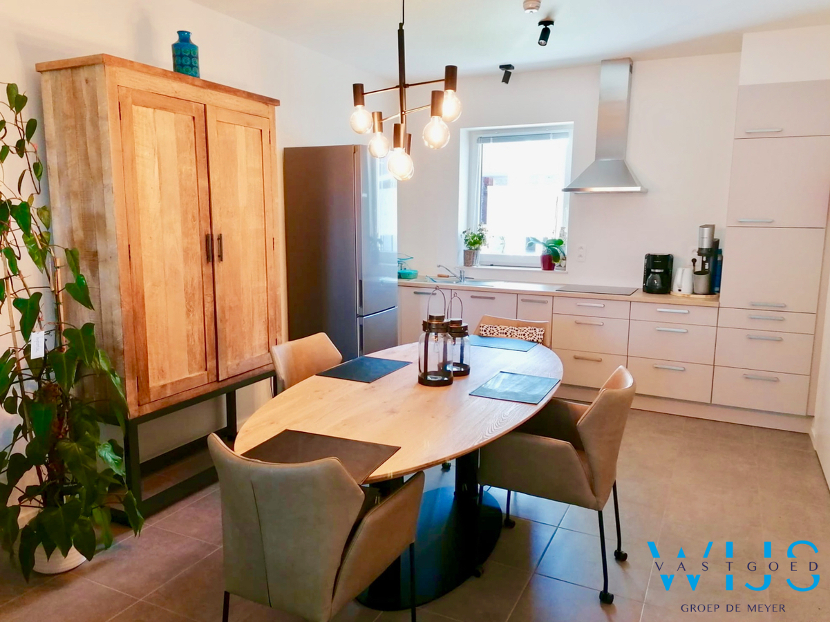 Serviceflat in hartje Ertvelde ! 