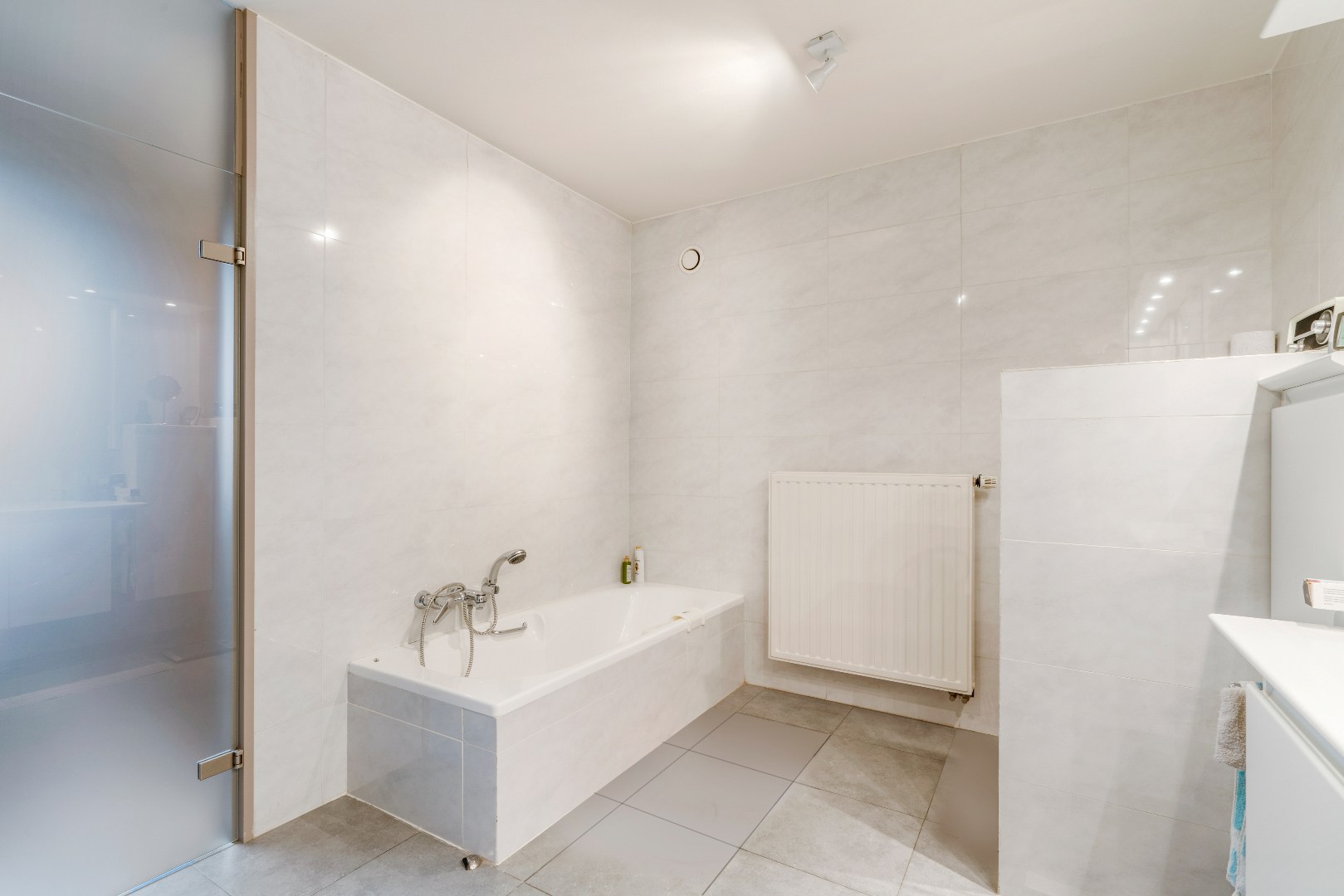 Prachtig appartement (165 m²) met 3 slpk, garage en zonneterras, Torhout 