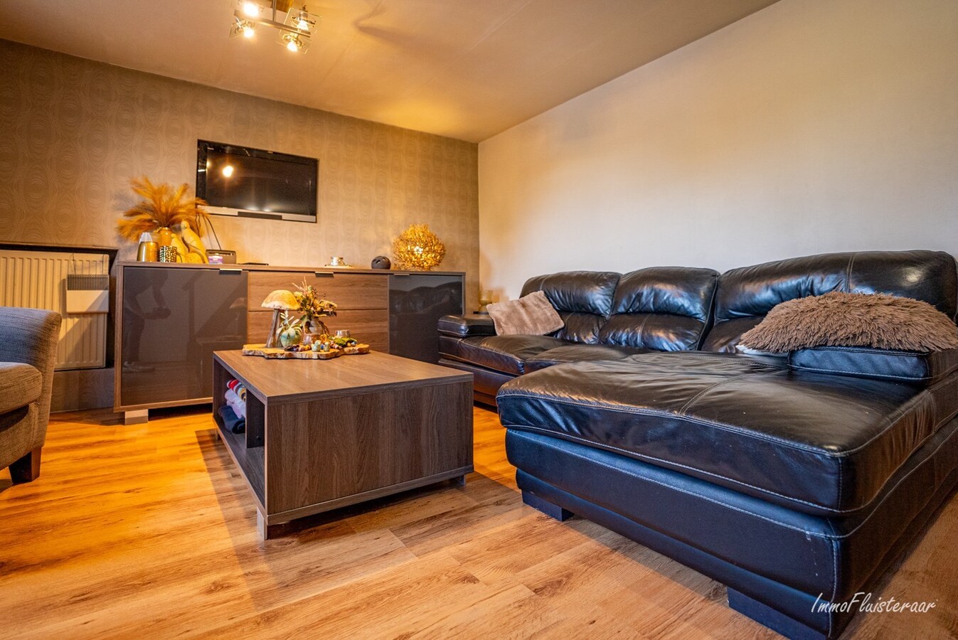 Charmante tweegezinswoning met paardenstallen op ca. 20 are in Bilzen 