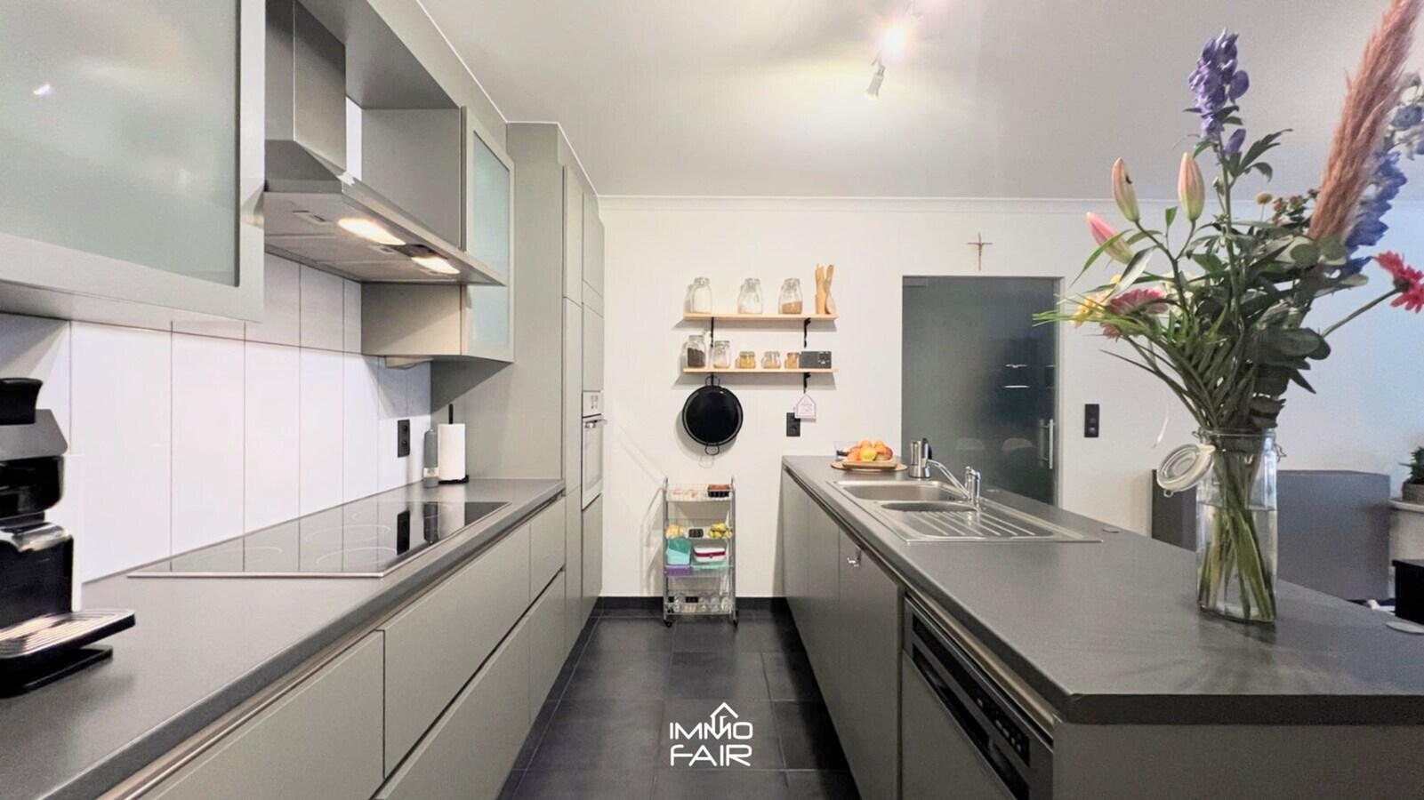 Gelijkvloers, energiezuinig appartement met 3 slaapkamers 