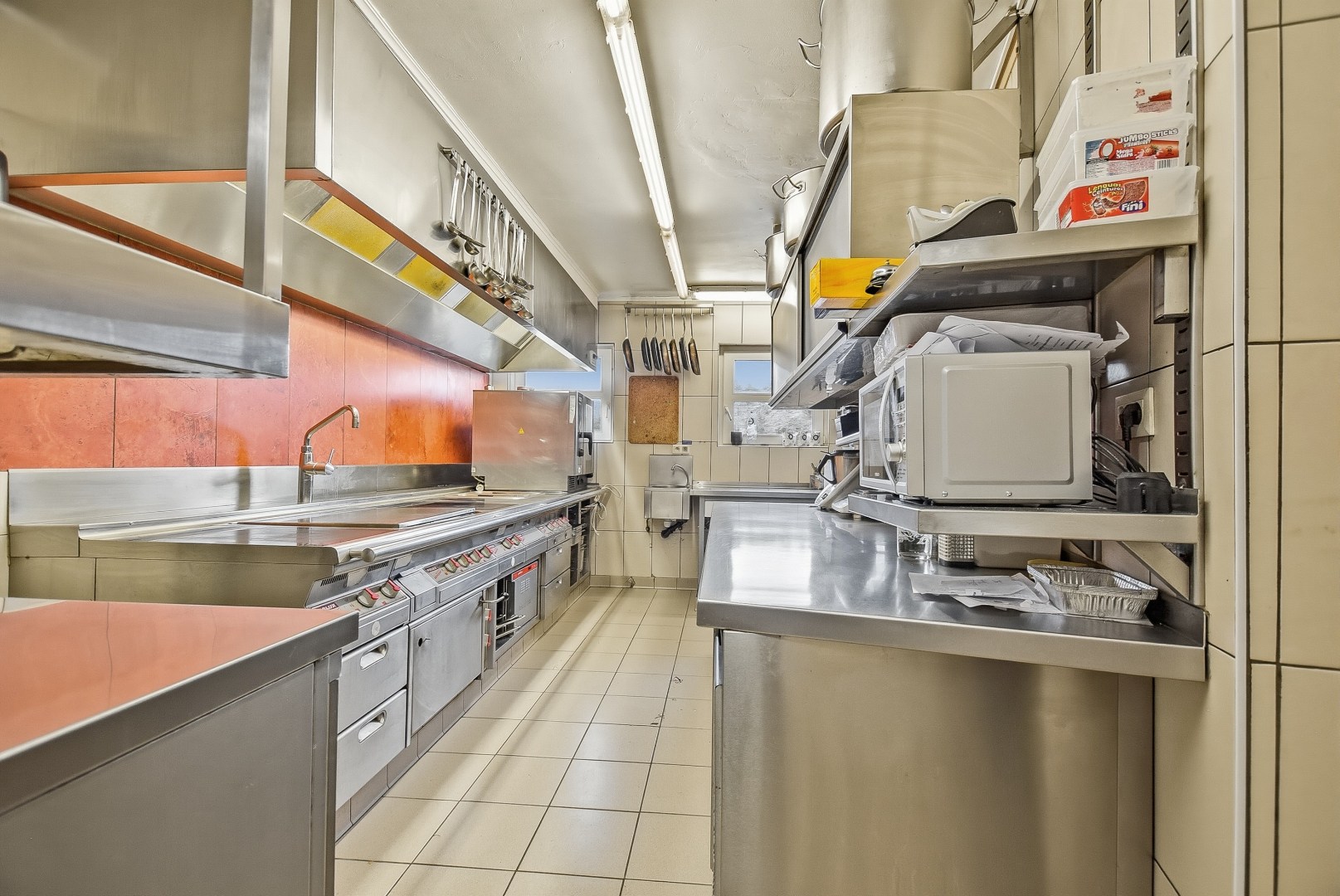 Restaurant met privéwoning en 2 B&amp;B-kamers op 4.370 m² 