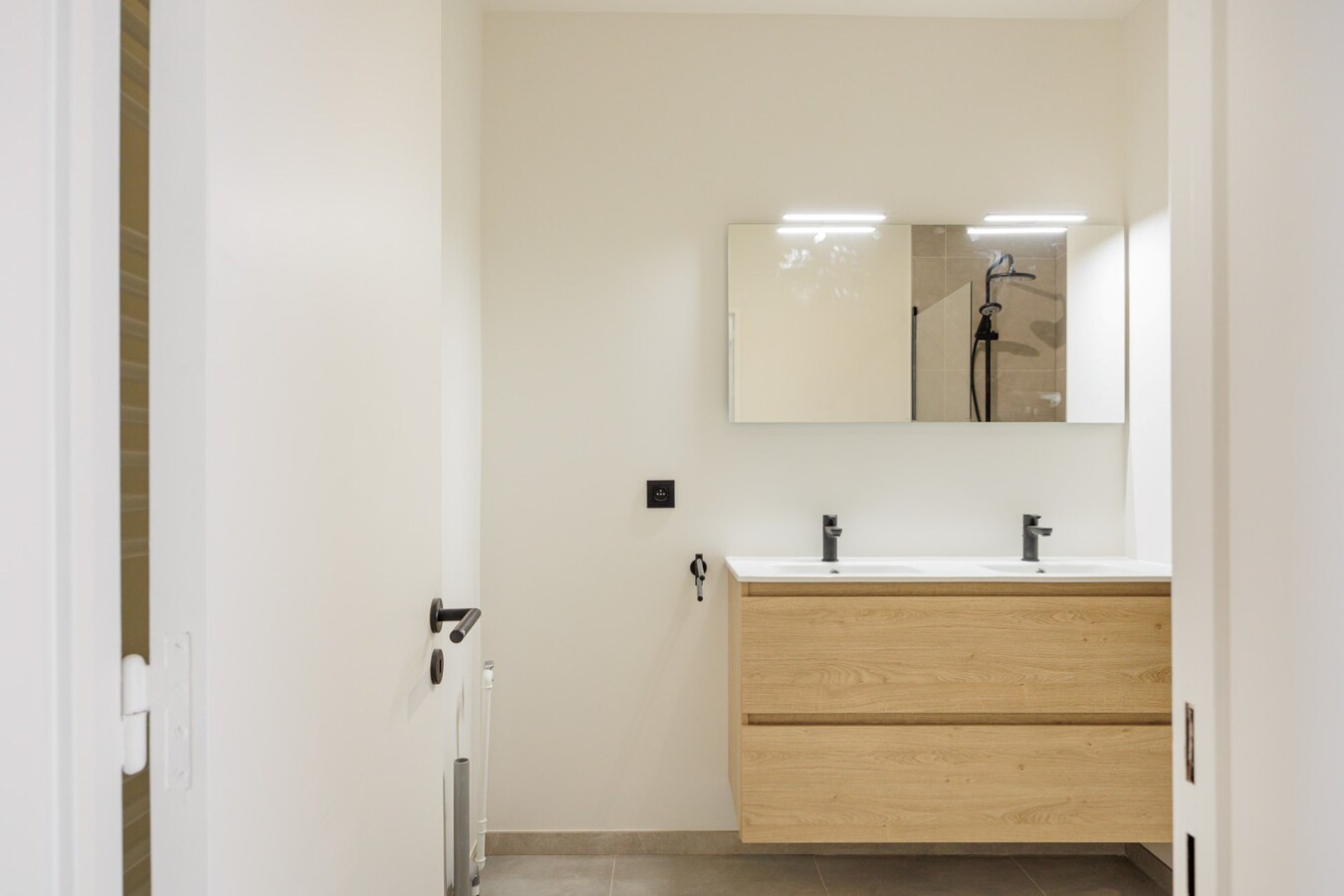 Gerenoveerd appt. met 2 slpk nabij het Runcvoortpark! 