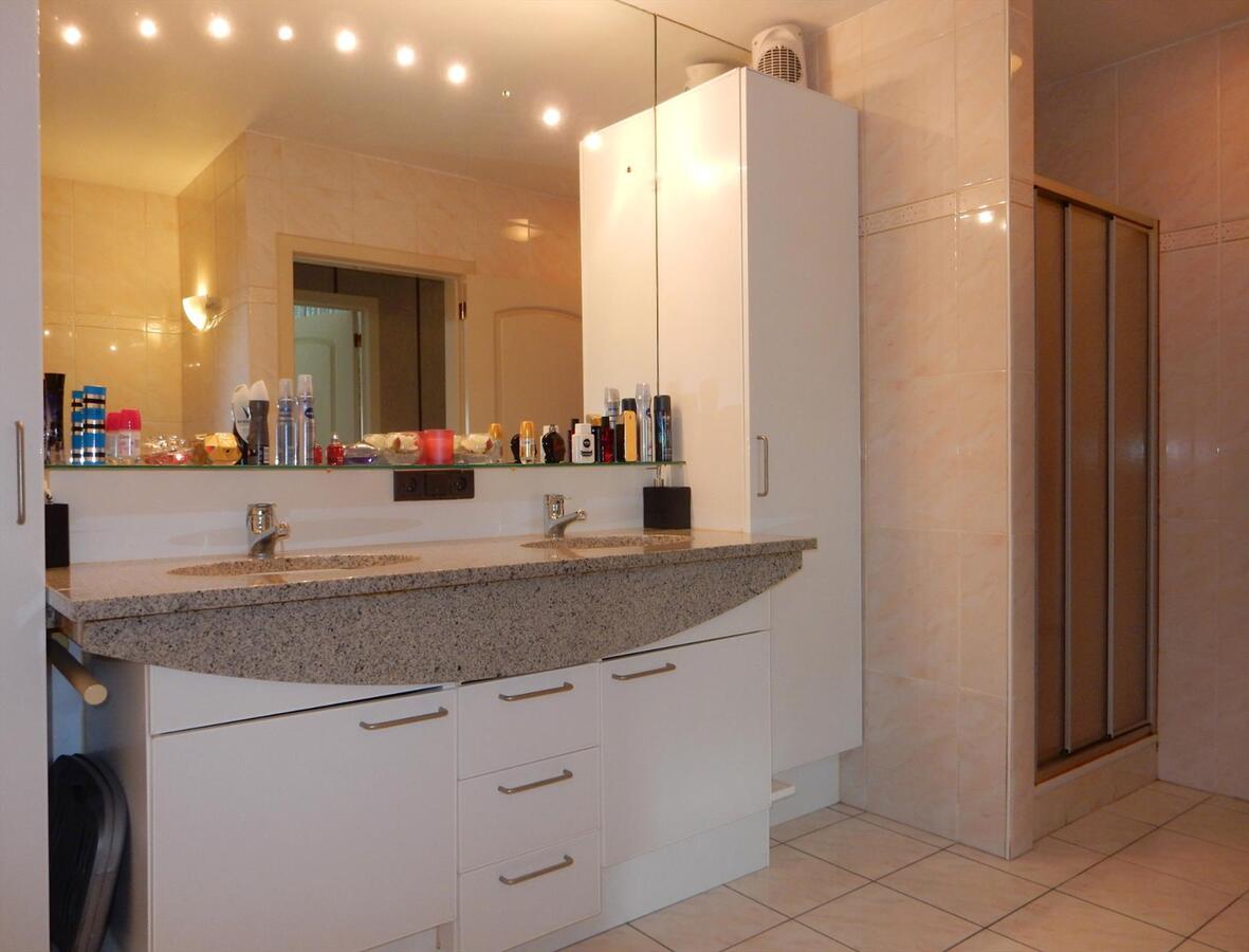 Ruime bungalow met veel mogelijkheden 