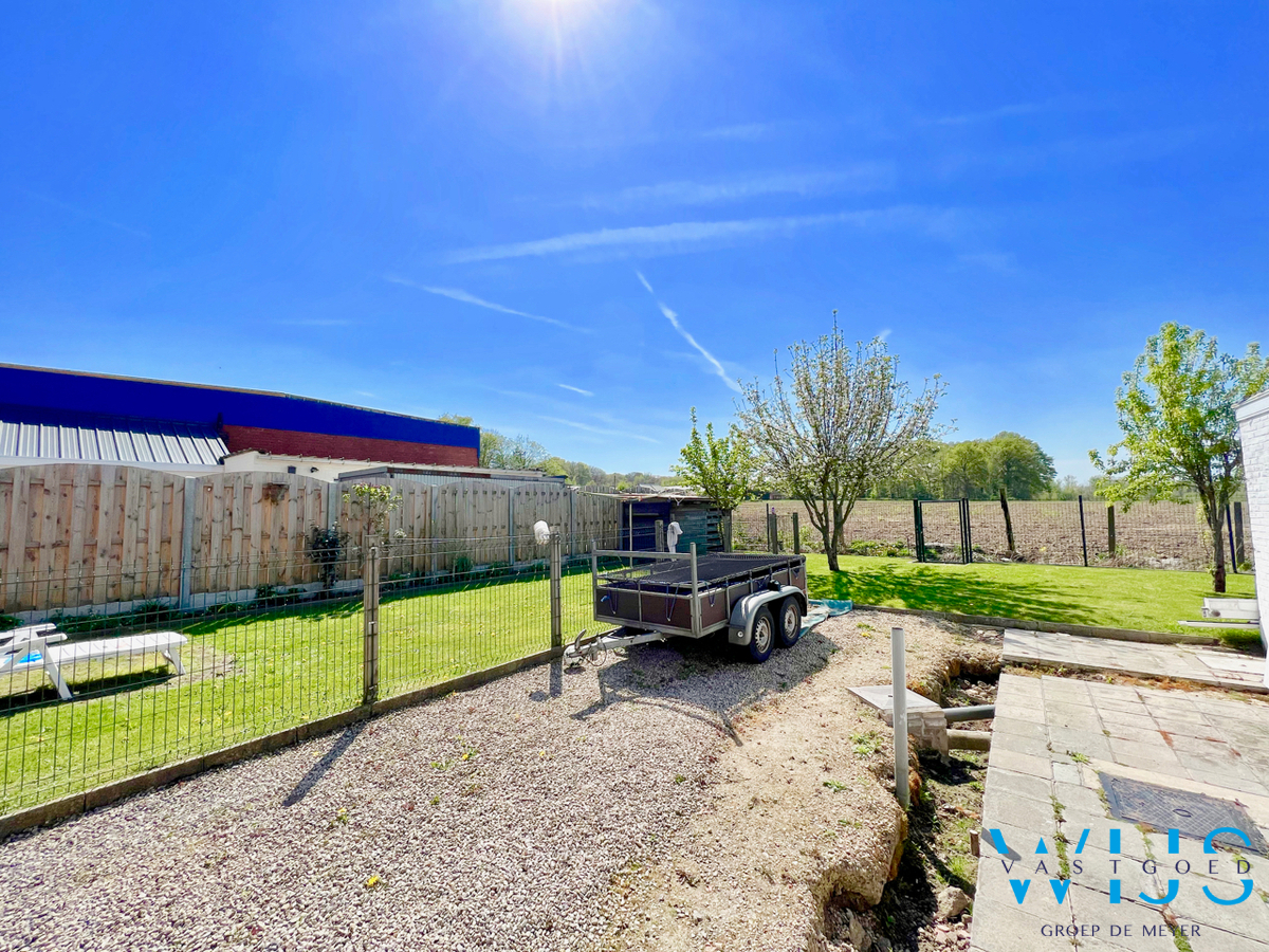 Tof woonhuis op een leuk perceel te MERELBEKE ! 