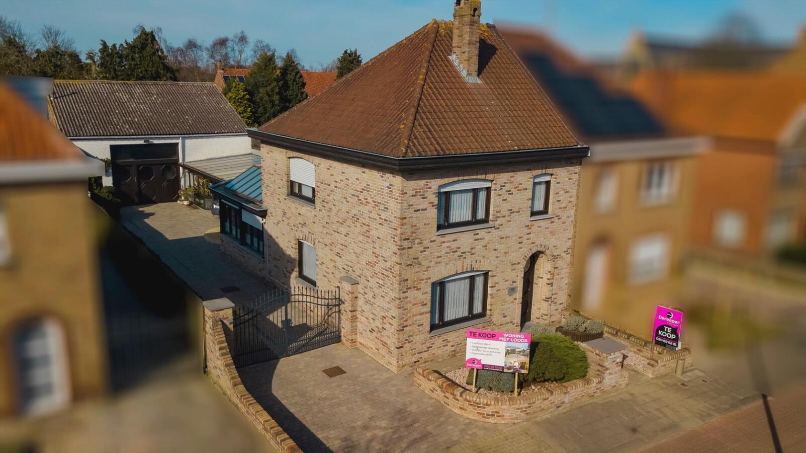 Uitzonderlijke woonst met werkplaats 