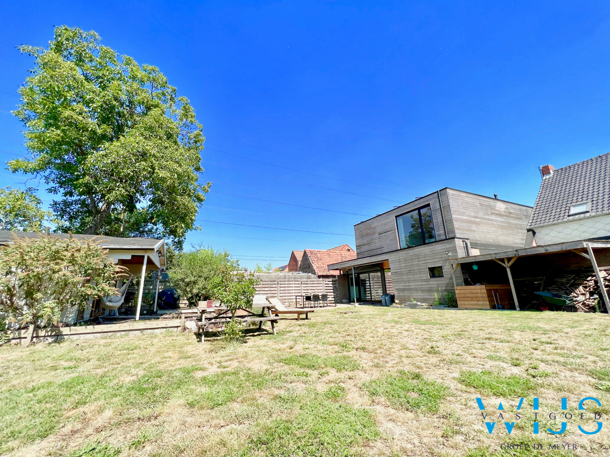 Verrassend ruim woonhuis op een TOPlocatie te Wippelgem 