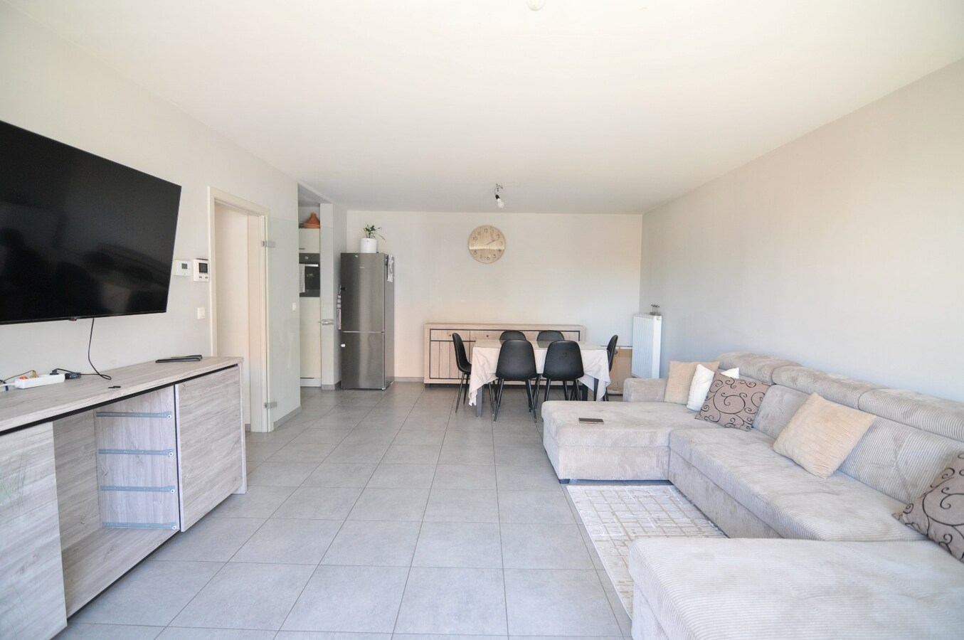Lichtrijk appartement met garage in centrum Avelgem 
