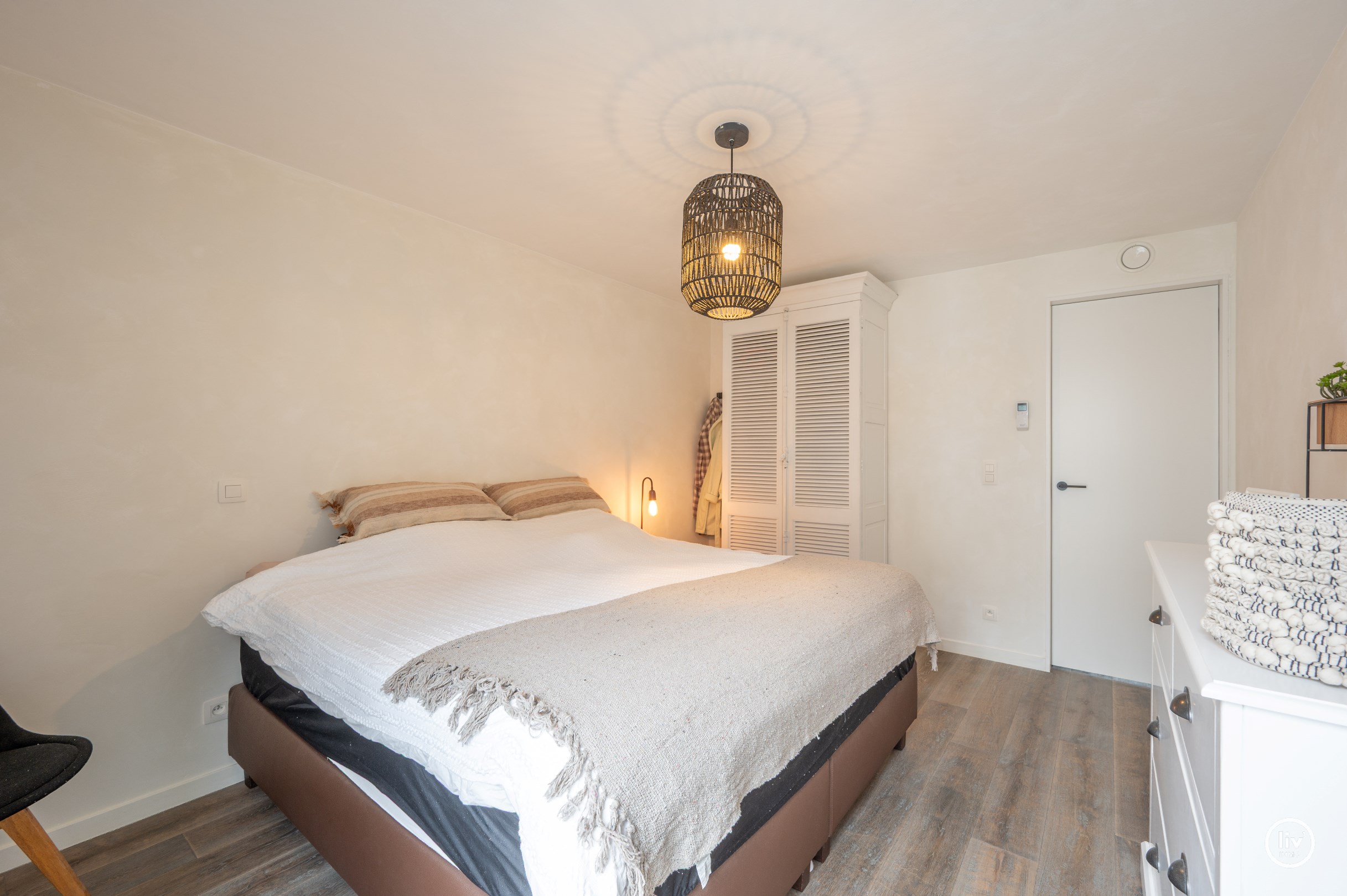 Luxueuze mezzanine van ca. 215 m² met open zichten op toplocatie in Duinbergen 